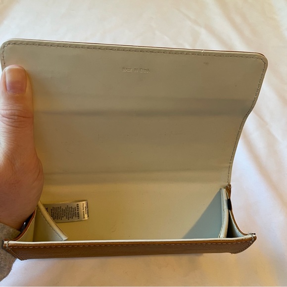 EXTRA Fossil Sunglasses Case - Picture 7 of 8